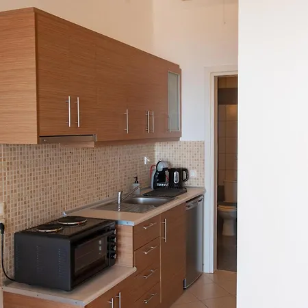 Christina's Sea House Апартаменты