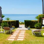 Christina's Sea House Apartmán