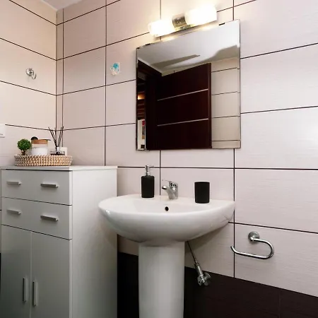 Christina's Sea House شقة